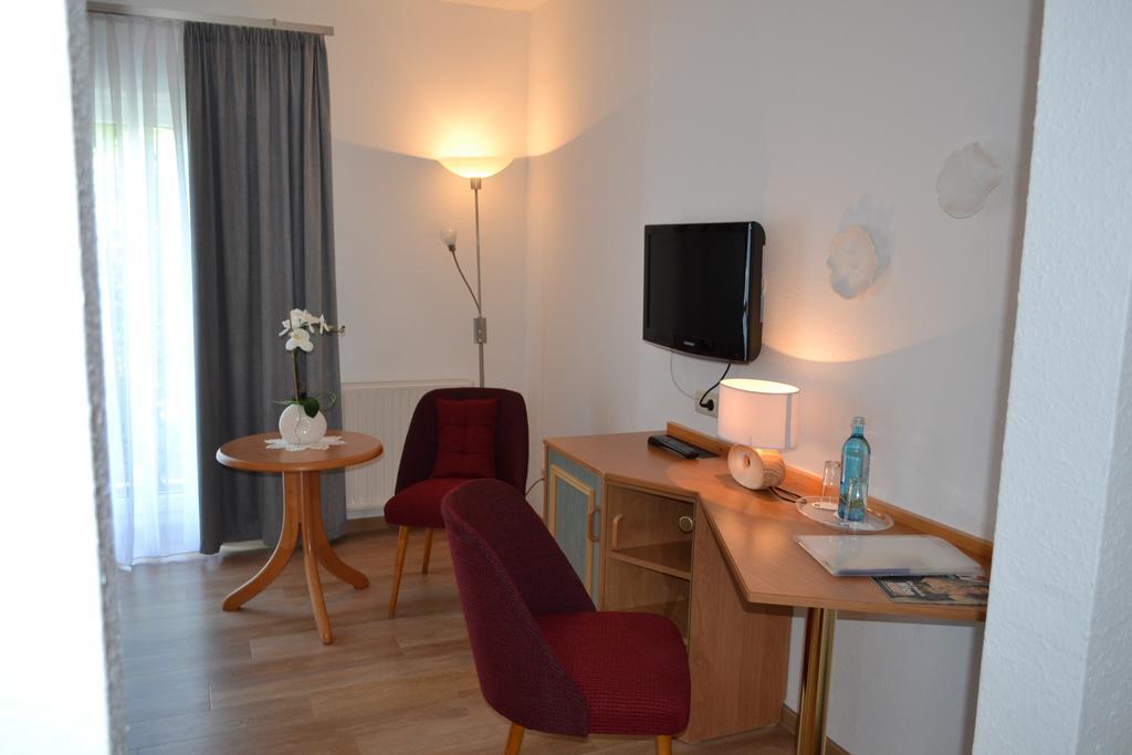 Hotel & Restaurant Zur Linde Freital Esterno foto