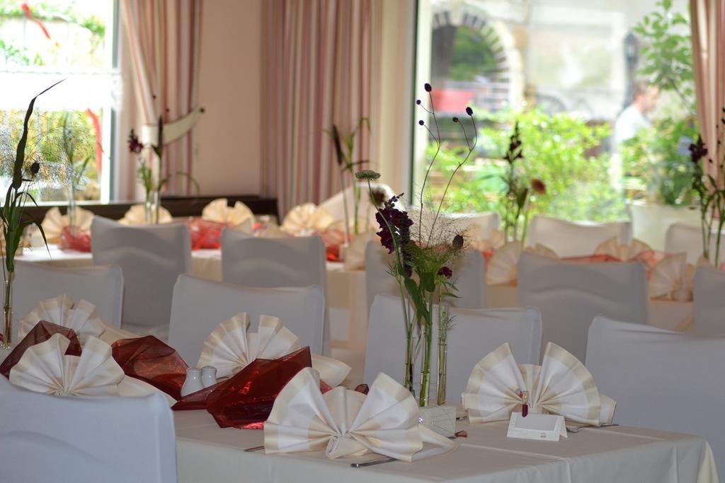 Hotel & Restaurant Zur Linde Freital Esterno foto